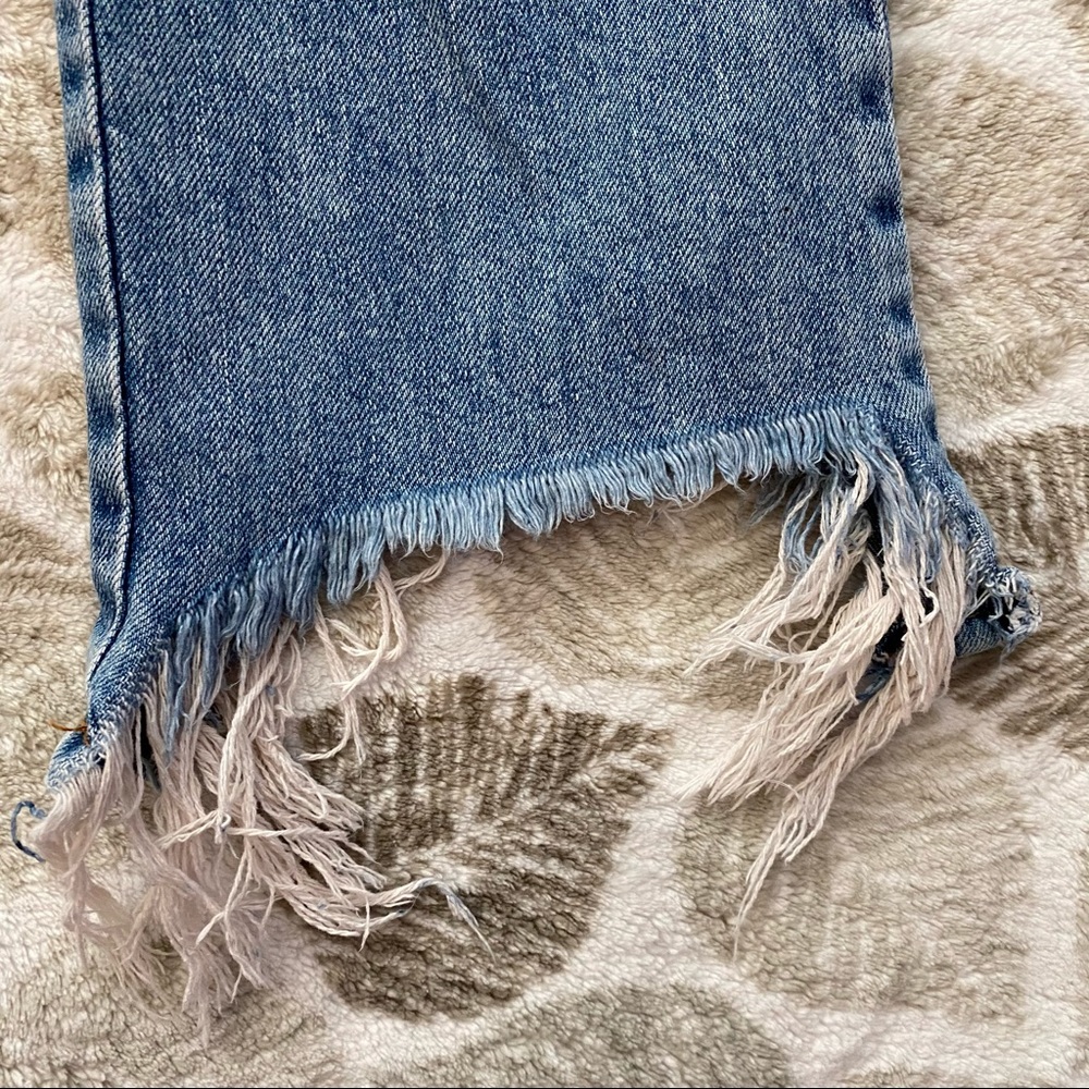 ZARA Basic 1975 Floral Embroidered Denim Jeans - Picture 8 of 10